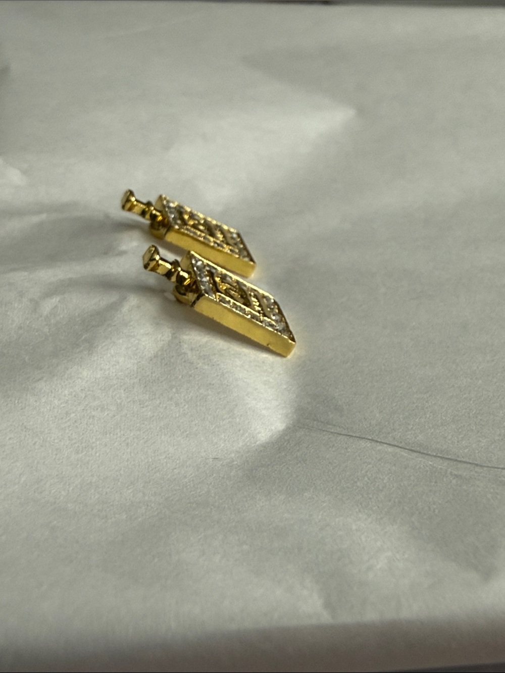Source Unknown Gold Crystal Earrings